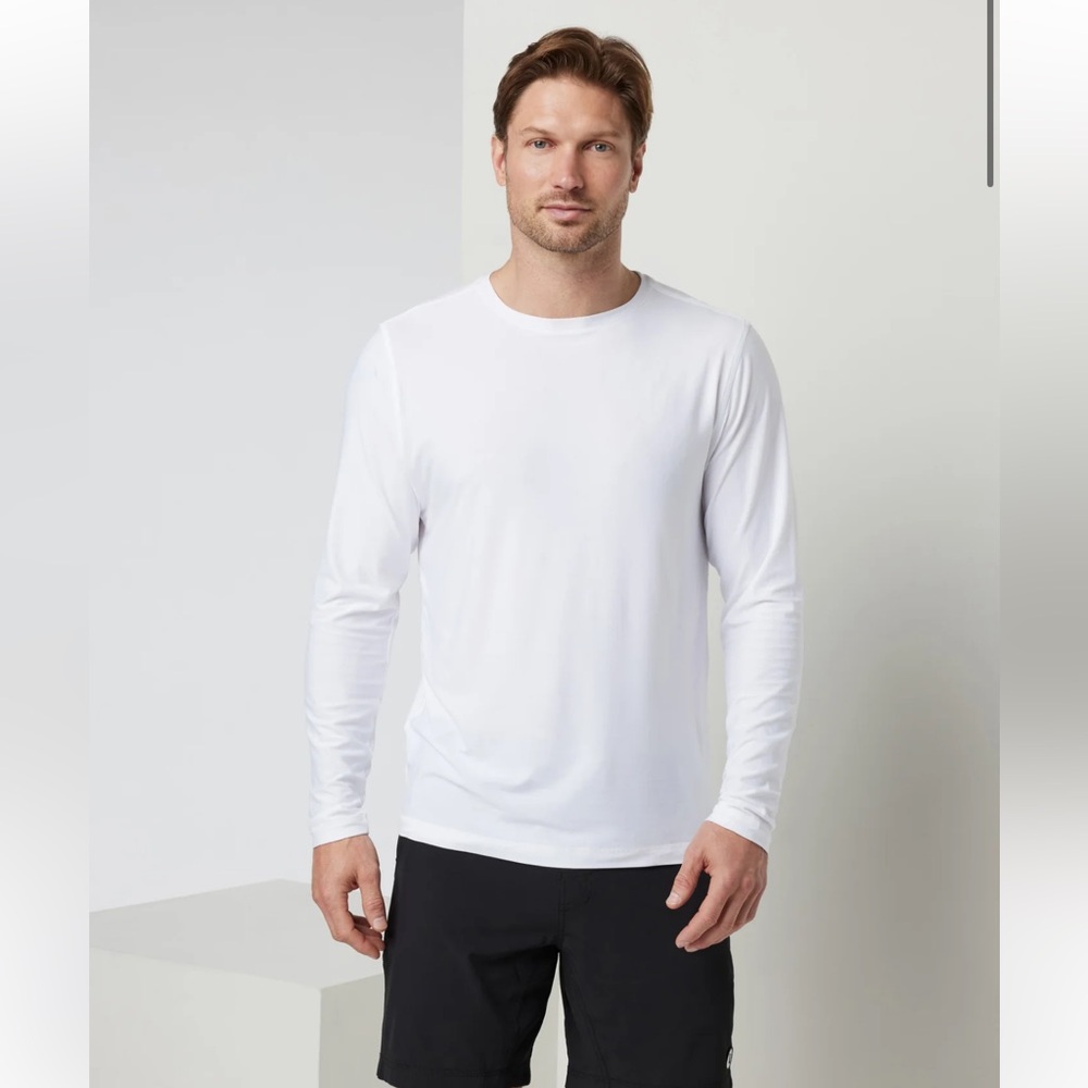 Vuori Long Sleeve Strato Tech Tee